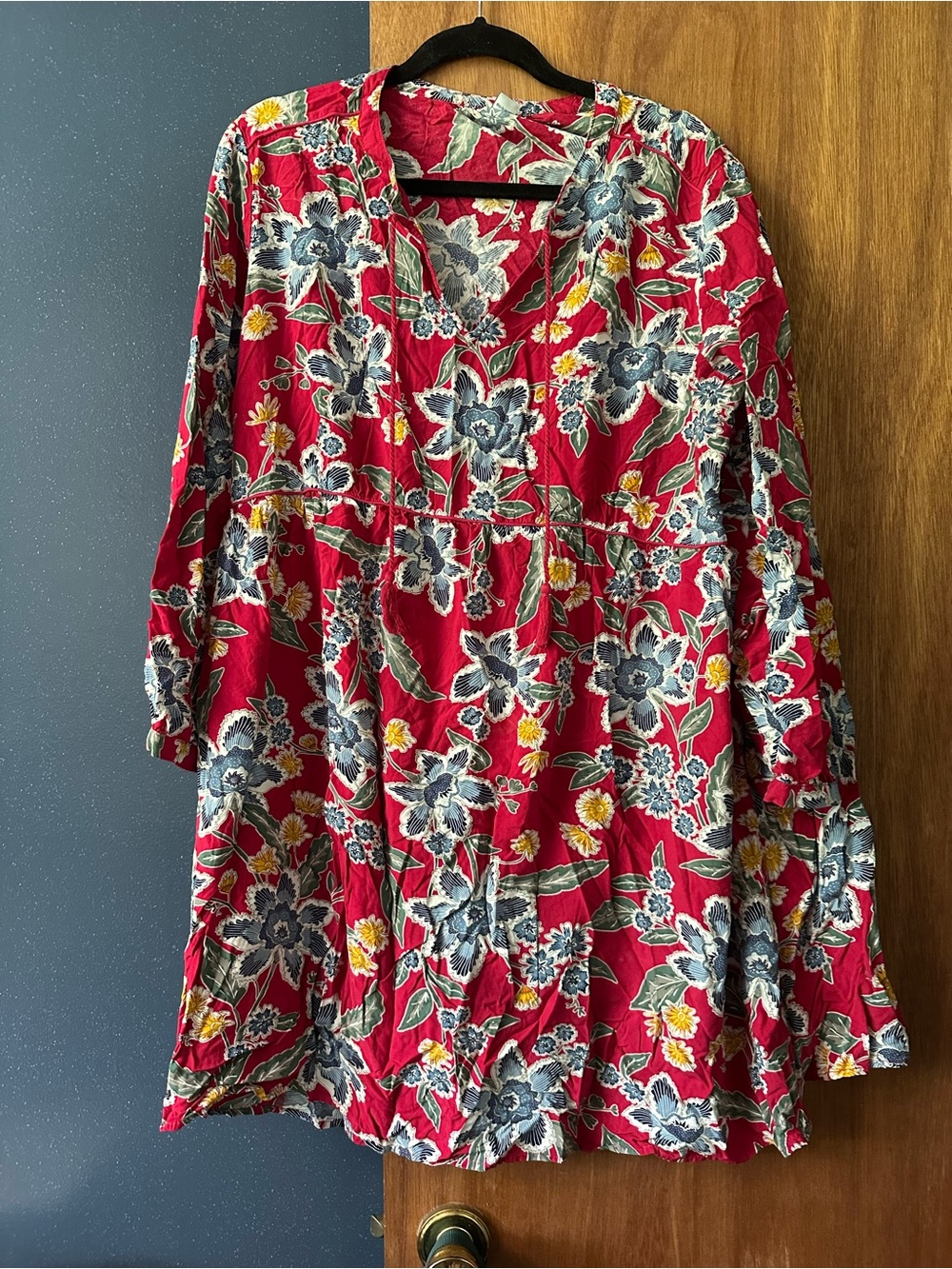 Old Navy Red, Blue, White Floral dress